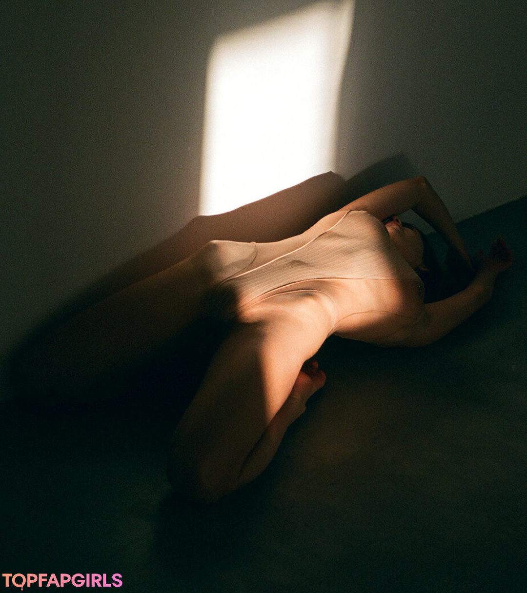 Nacktes geleaktes OnlyFans-Foto von Mila Amour #2041