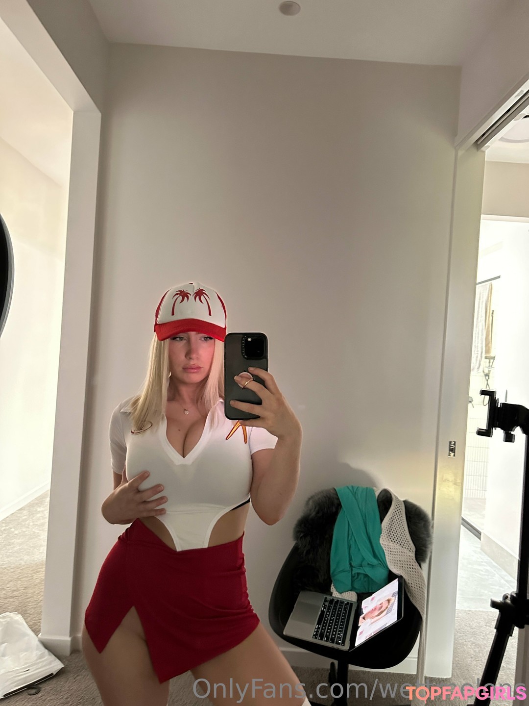 Nacktes geleaktes OnlyFans-Foto von Wettmelons #2431