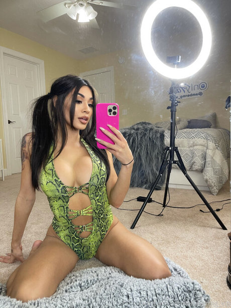 Nacktes geleaktes OnlyFans-Foto von Amber Marie