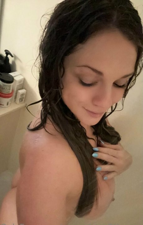 Nacktes geleaktes OnlyFans-Foto von Mamabear2threecubs
