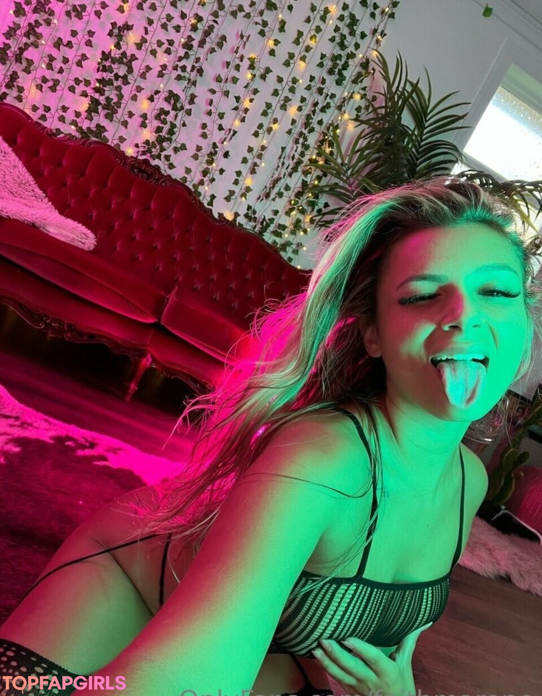 Nacktes geleaktes OnlyFans-Foto von Faith Marone #893