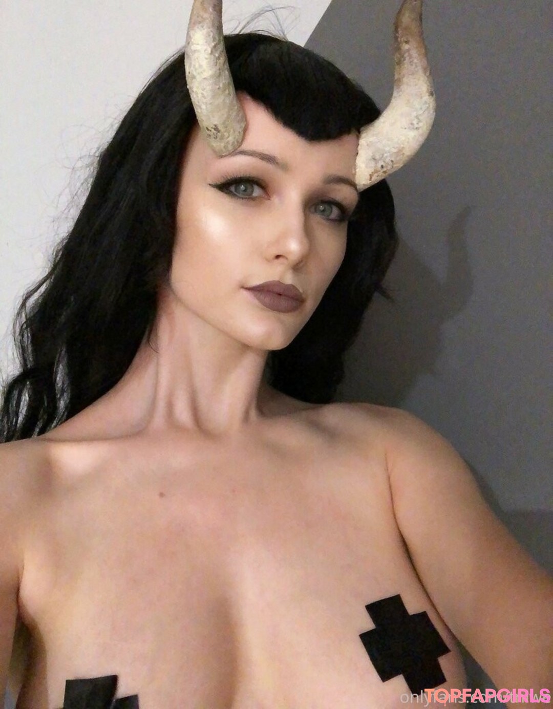 Nacktes geleaktes OnlyFans-Foto von Tniwe #2399