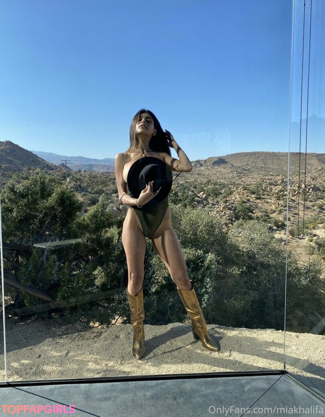 Nacktes geleaktes OnlyFans-Foto von Mia Khalifa #1513