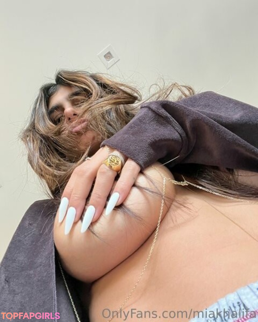 Nacktes geleaktes OnlyFans-Foto von Mia Khalifa #2070