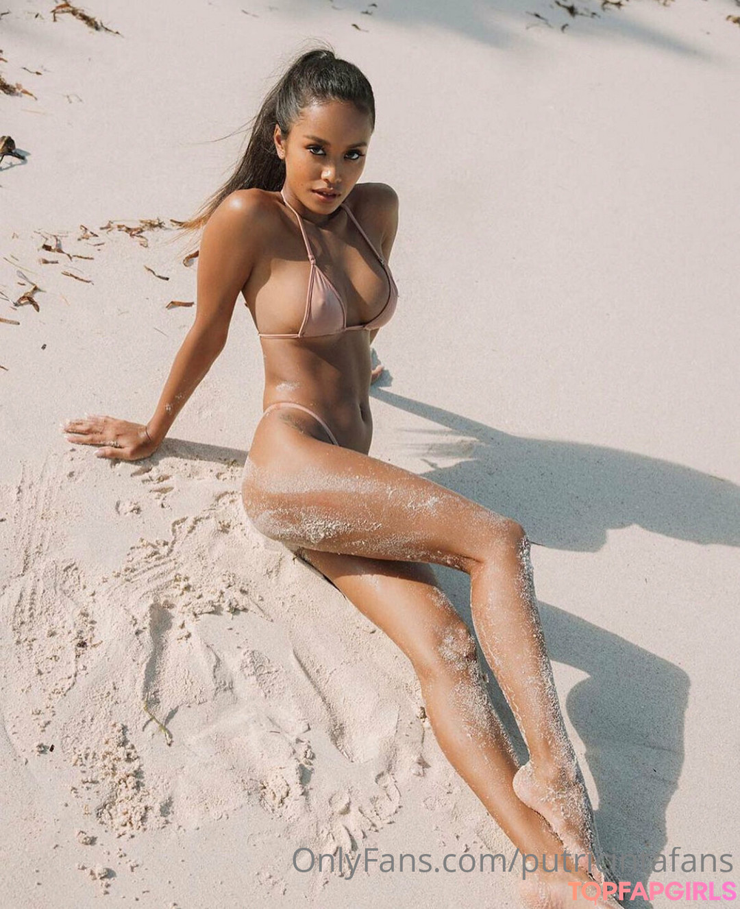 Nacktes geleaktes OnlyFans-Foto von Putri Cinta #767