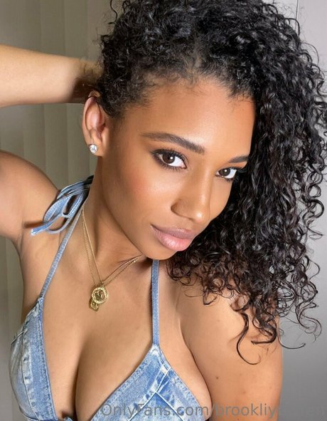Brookliyn Wren