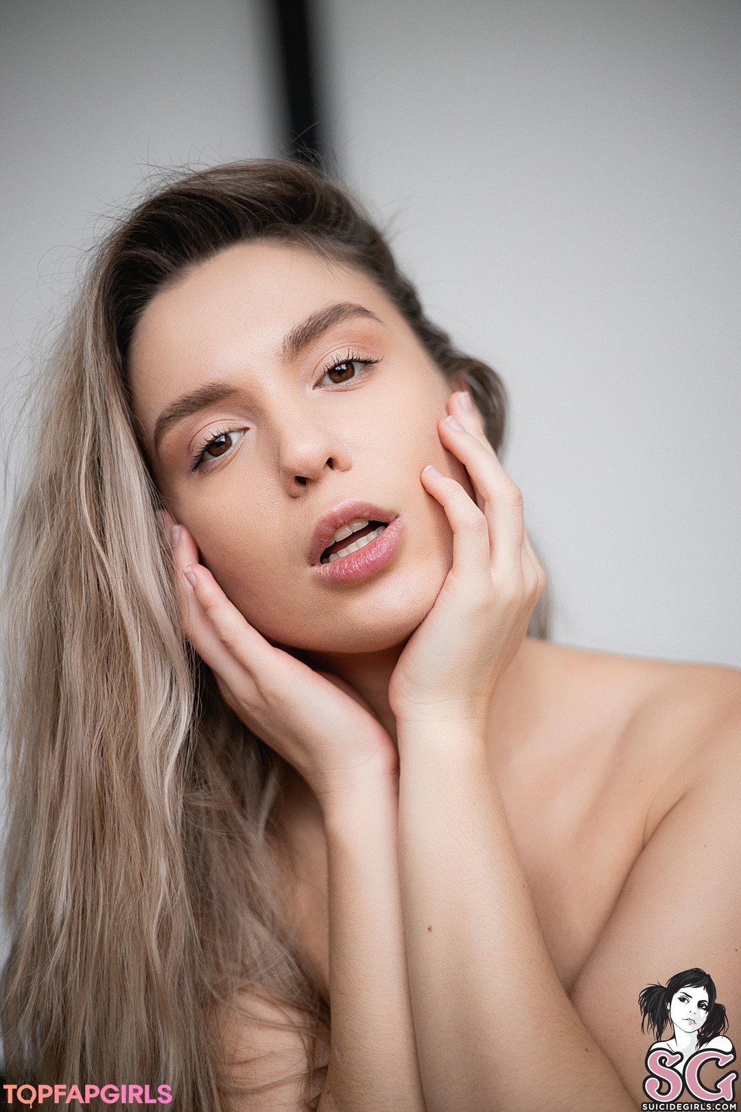 Nacktes geleaktes OnlyFans-Foto von Polina Azarova #213