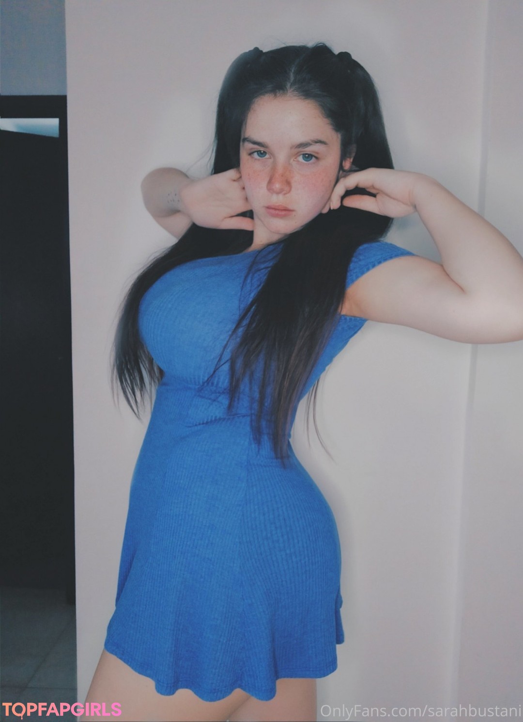 Nacktes geleaktes OnlyFans-Foto von Sarah Bustani #12