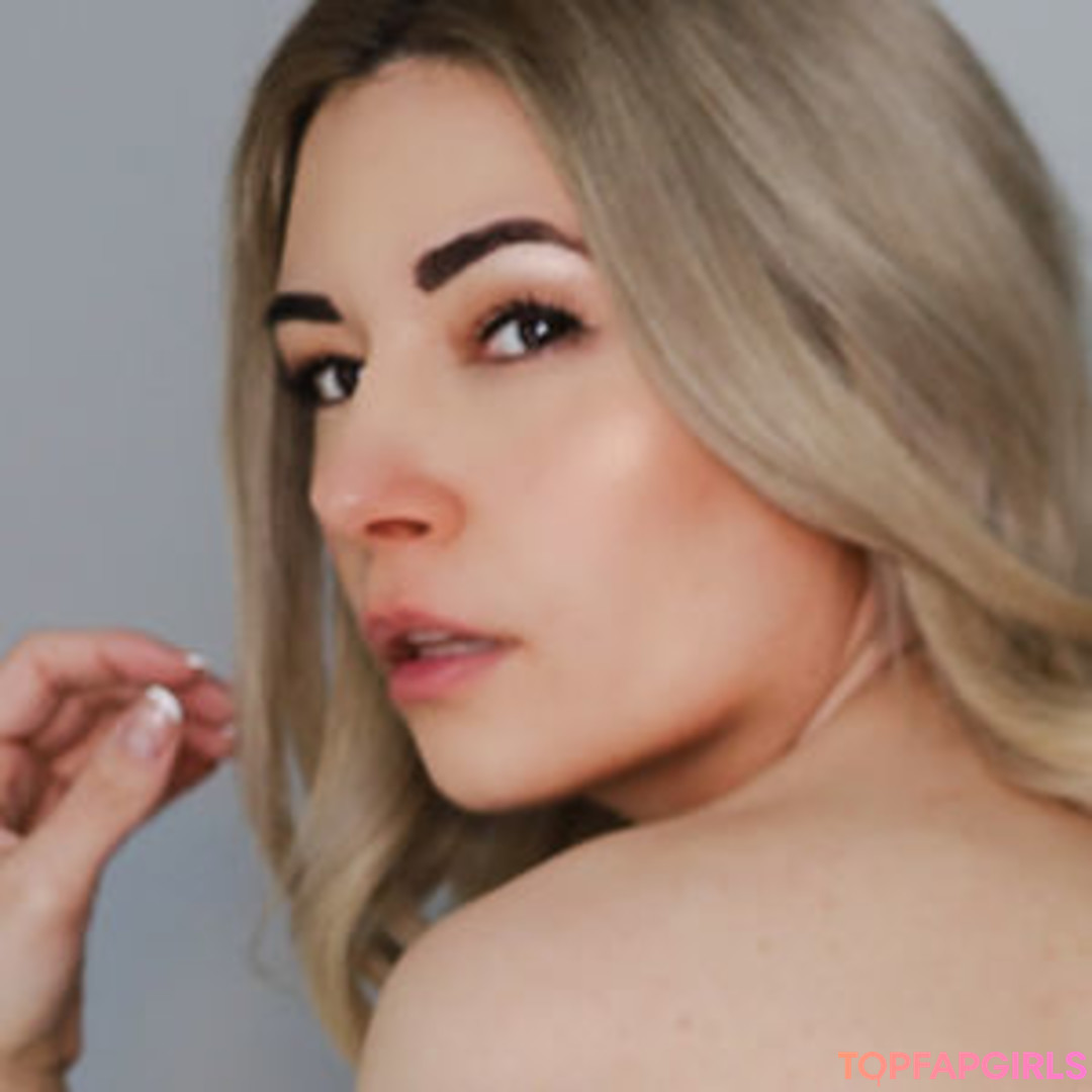 Nacktes geleaktes OnlyFans-Foto von Alinity #1137