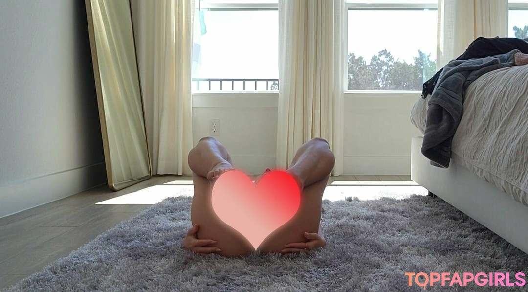 Nacktes geleaktes OnlyFans-Foto von Alinity #3628