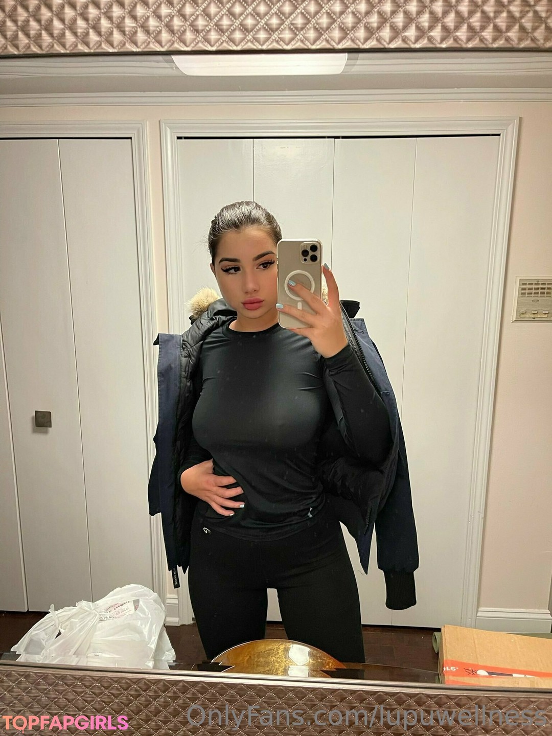 Nacktes geleaktes OnlyFans-Foto von Liz #320