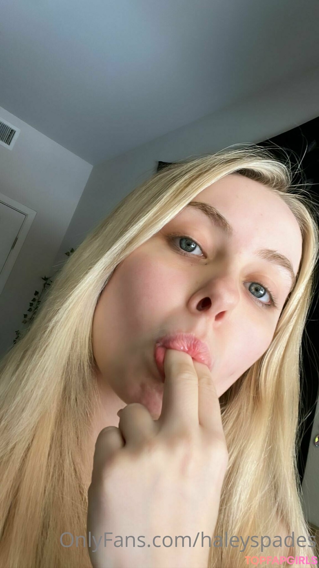 Nacktes geleaktes OnlyFans-Foto von Haley Spades #77