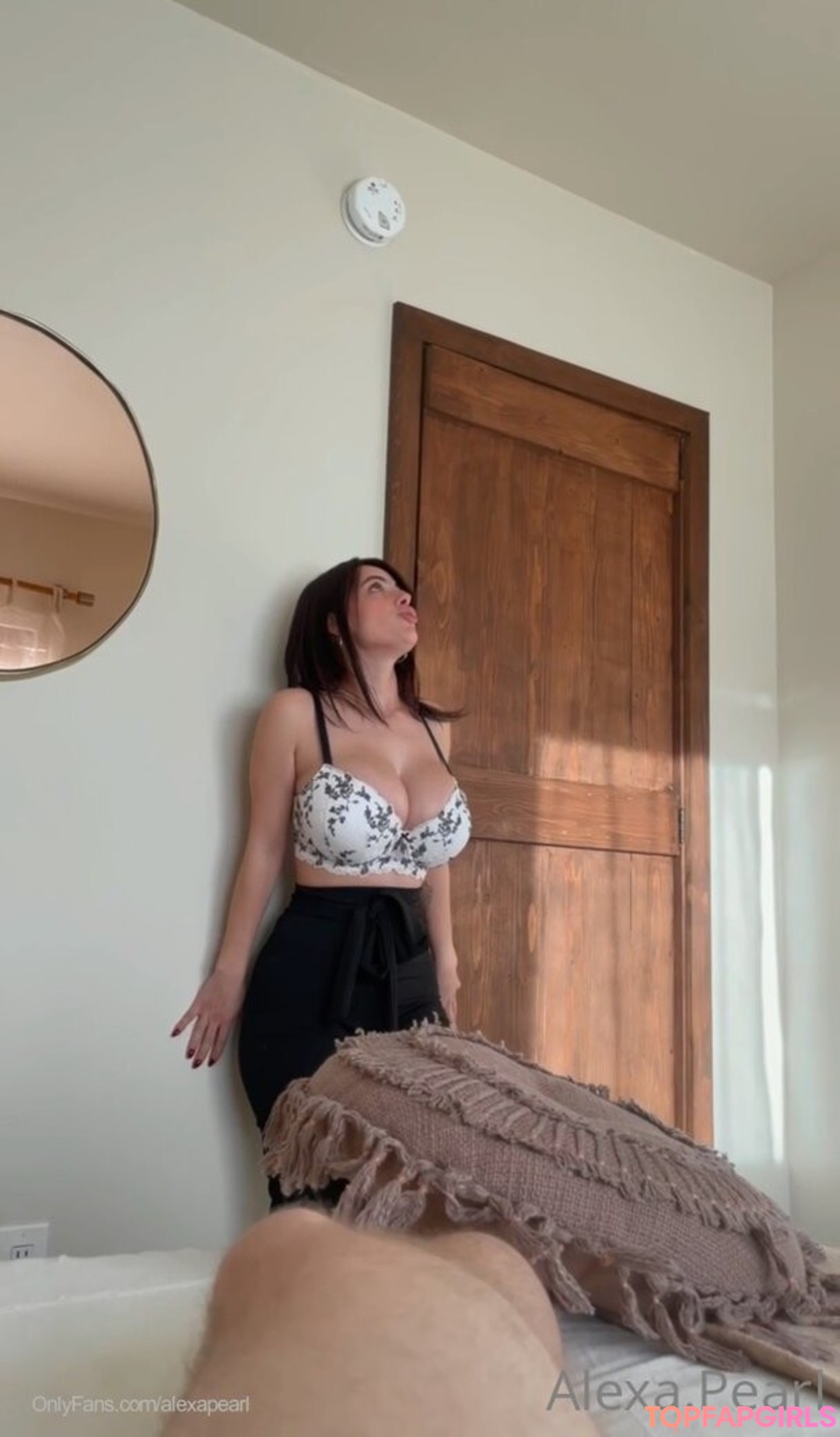 Nacktes geleaktes OnlyFans-Foto von Alexa Pearl #4408