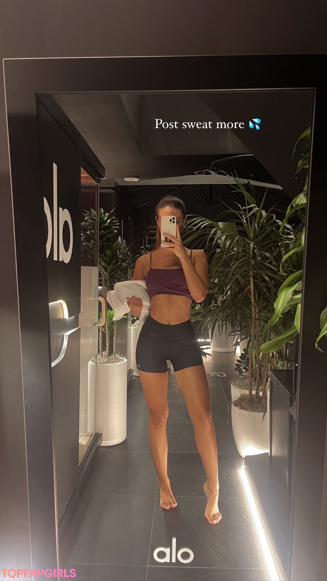 Nacktes geleaktes OnlyFans-Foto von Carmella Rose #458