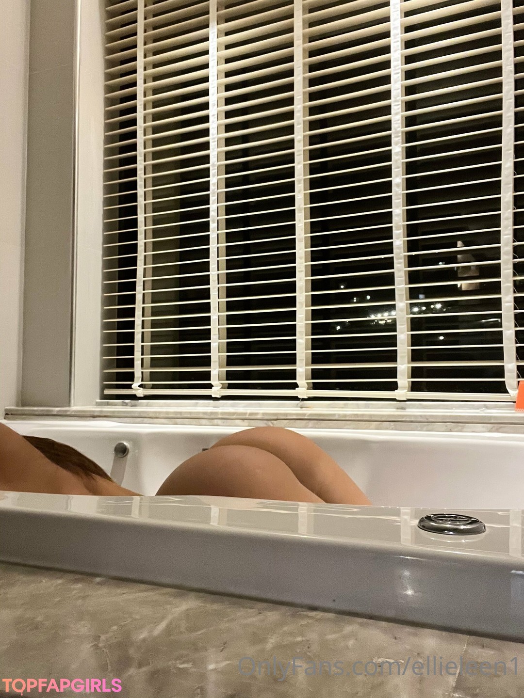 Nacktes geleaktes OnlyFans-Foto von Ellieleen #344