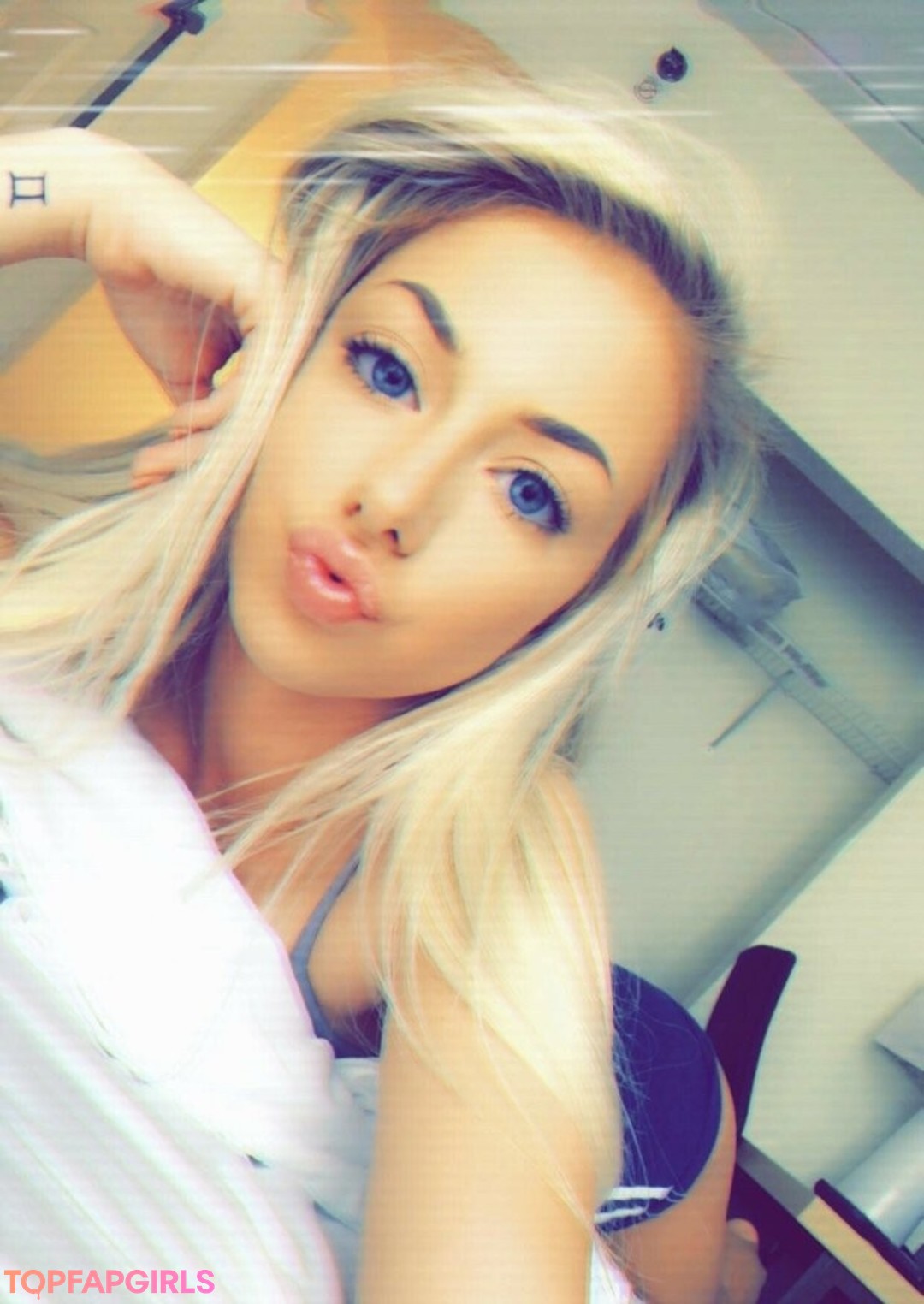 Nacktes geleaktes OnlyFans-Foto von Ashley Danielle #129