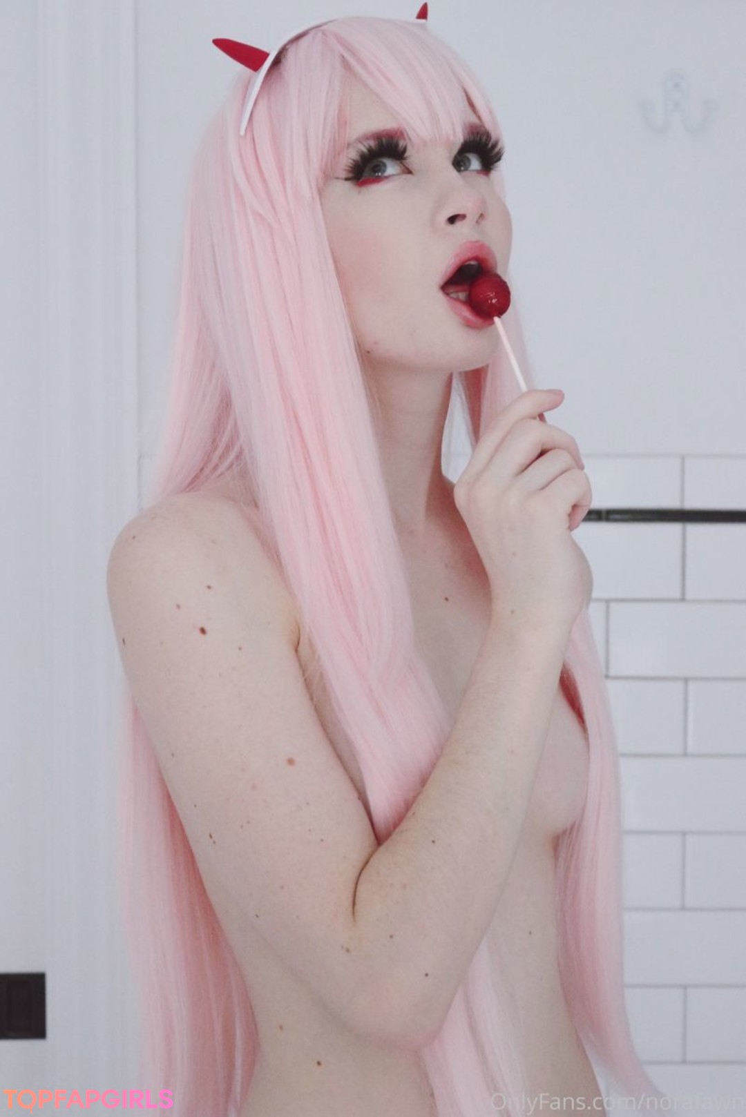 Nacktes geleaktes OnlyFans-Foto von Norafawn #1023