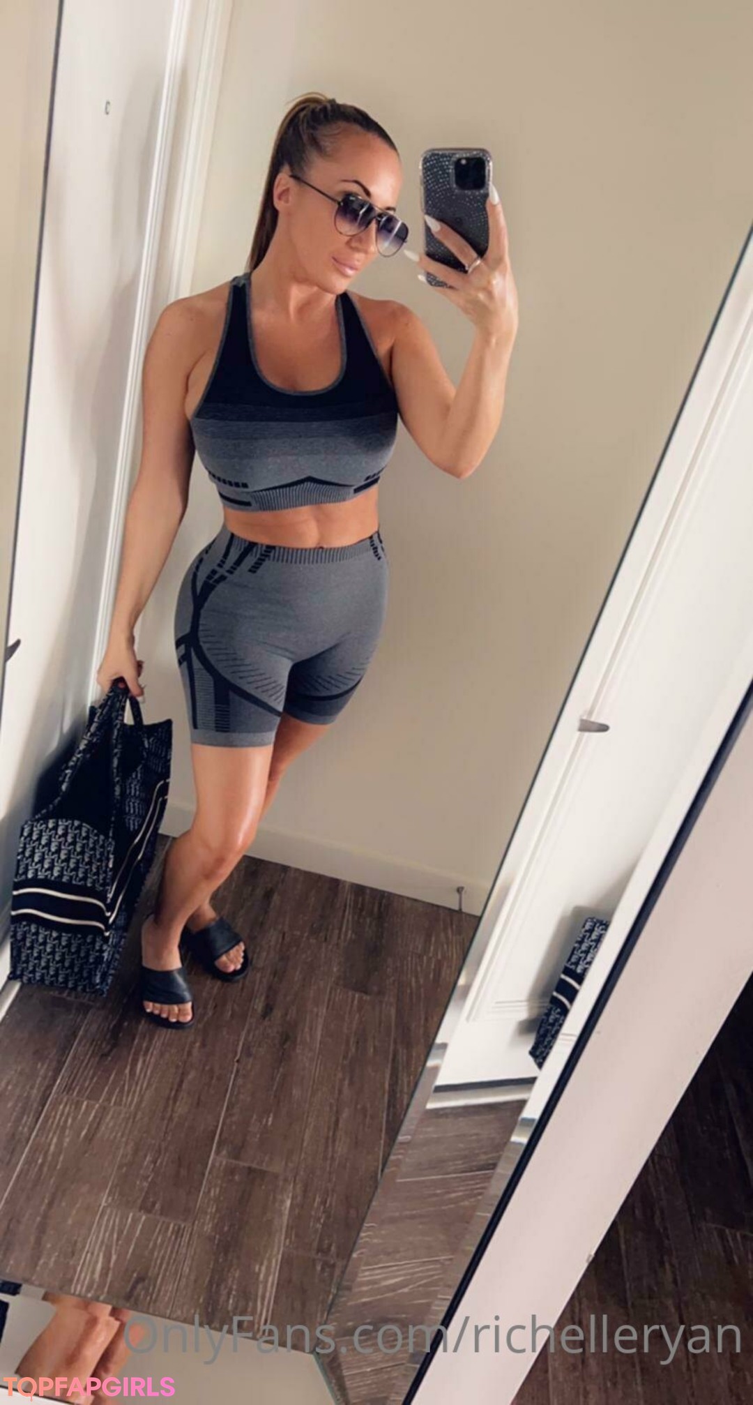 Nacktes geleaktes OnlyFans-Foto von Richelle Ryan #45