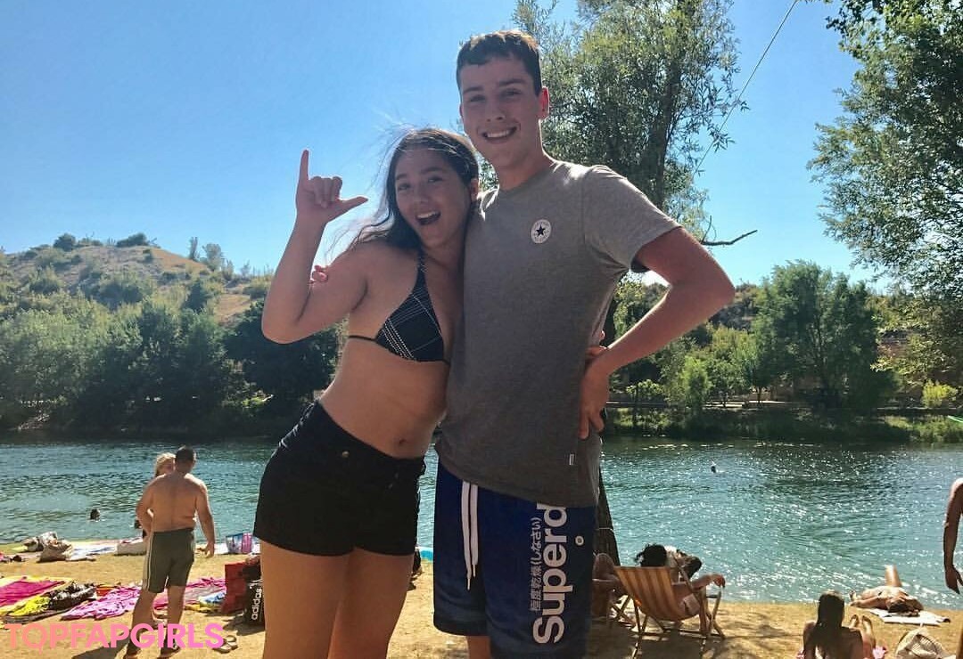 Nacktes geleaktes OnlyFans-Foto von Eliza Chau #242