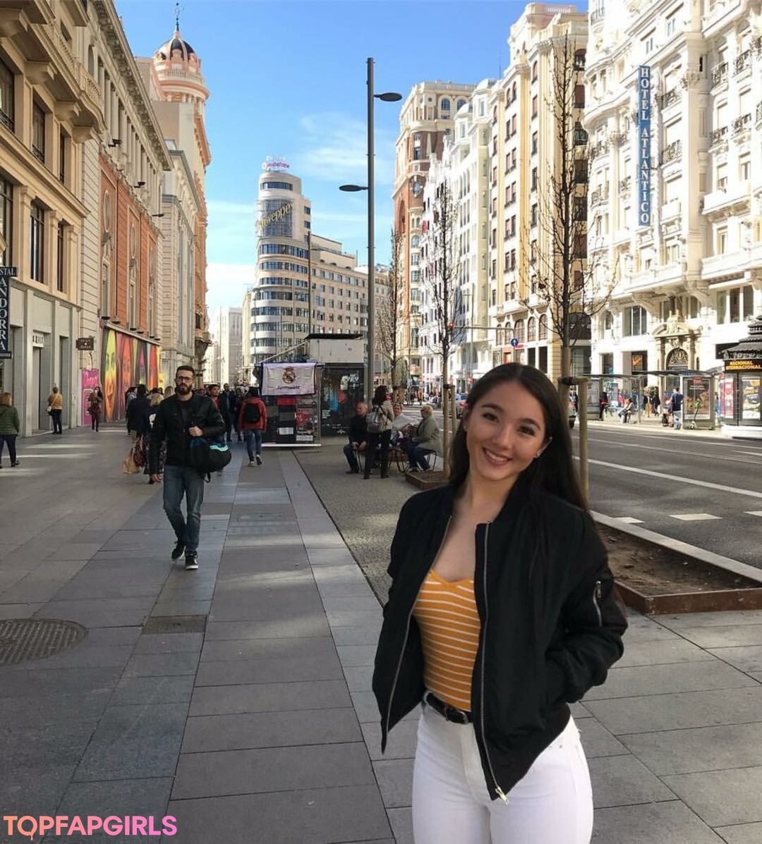 Nacktes geleaktes OnlyFans-Foto von Eliza Chau #259