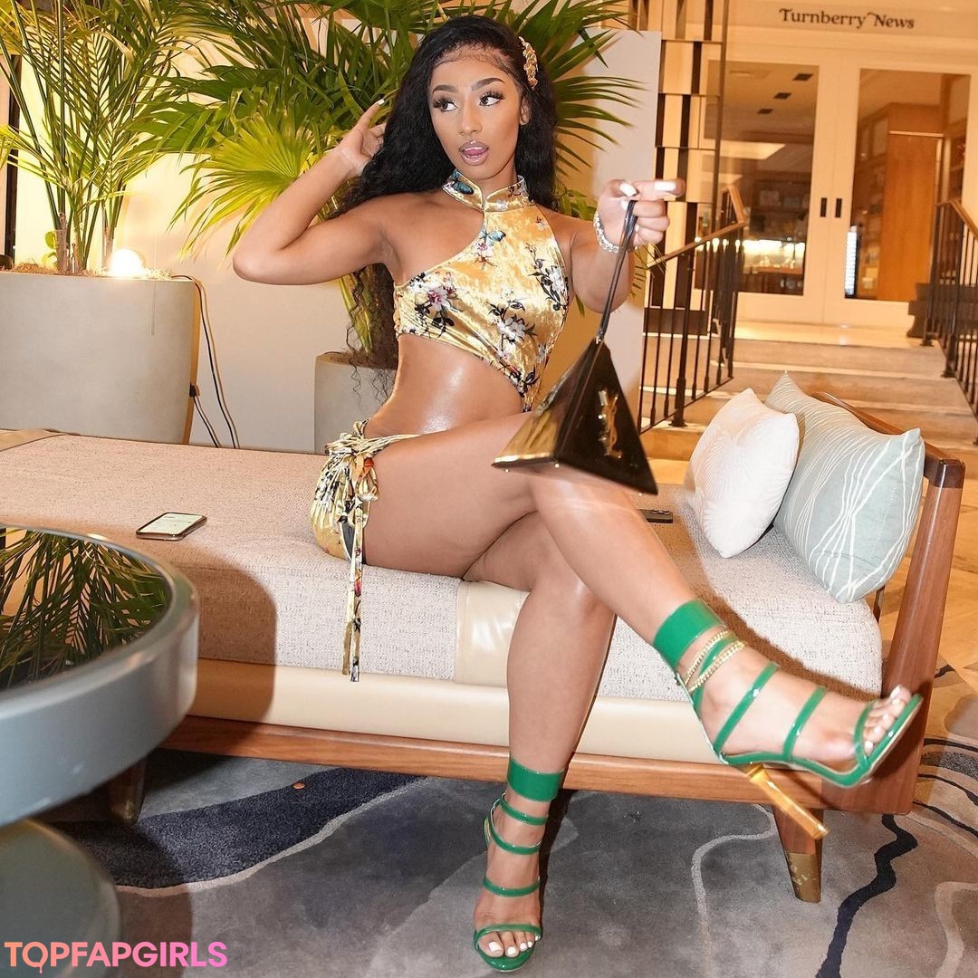 Nacktes geleaktes OnlyFans-Foto von Rubixrose #297