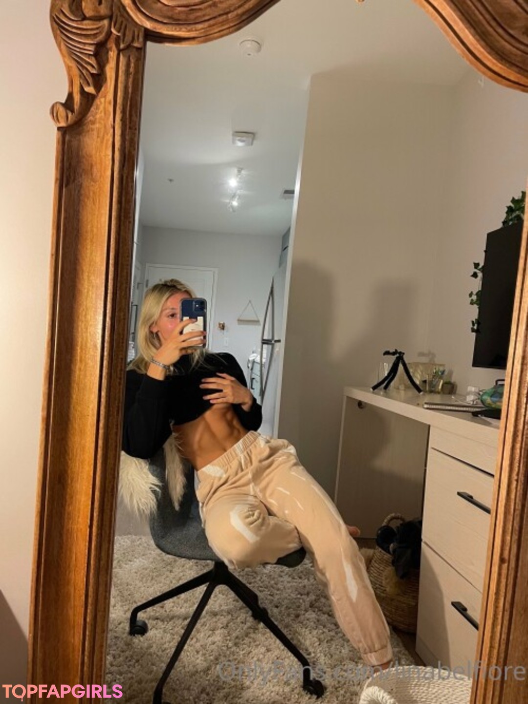 Nacktes geleaktes OnlyFans-Foto von Lina Belfiore #283