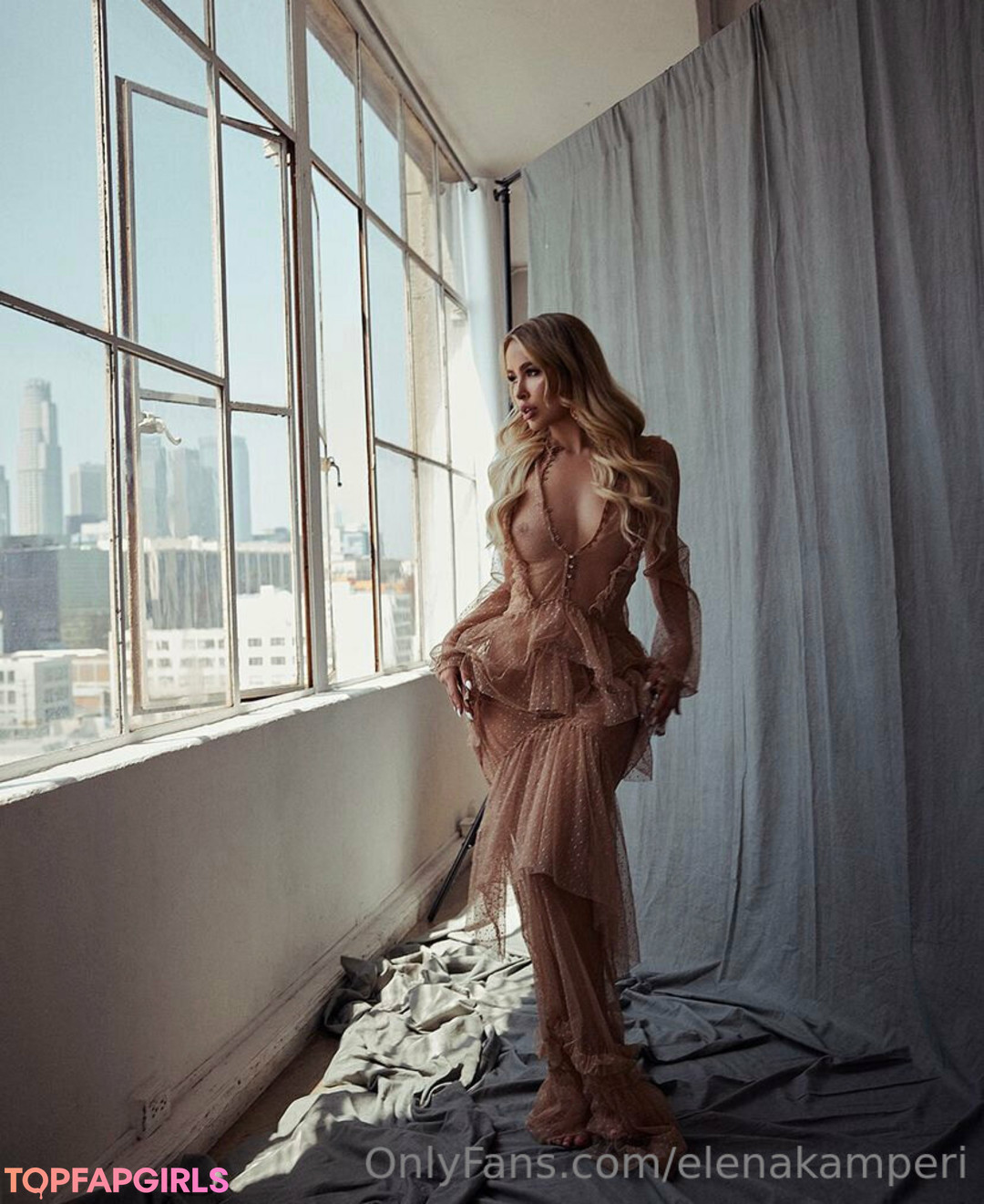 Nacktes geleaktes OnlyFans-Foto von Elena Kamperi #234