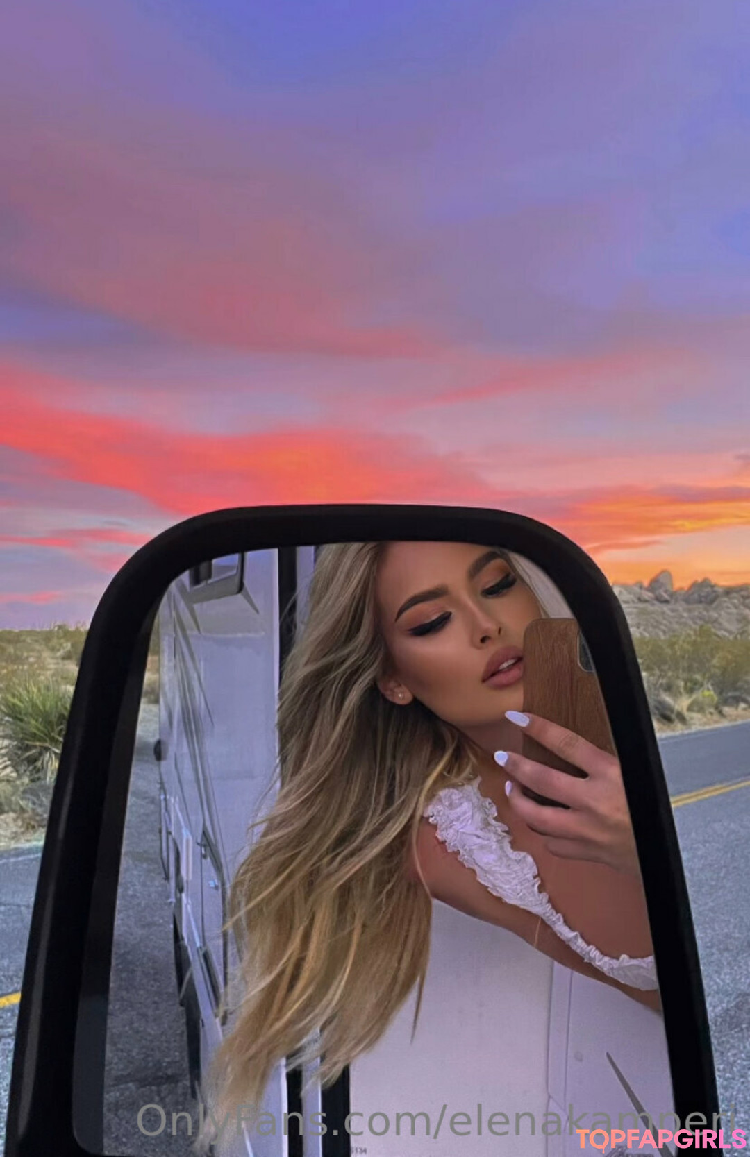 Nacktes geleaktes OnlyFans-Foto von Elena Kamperi #264