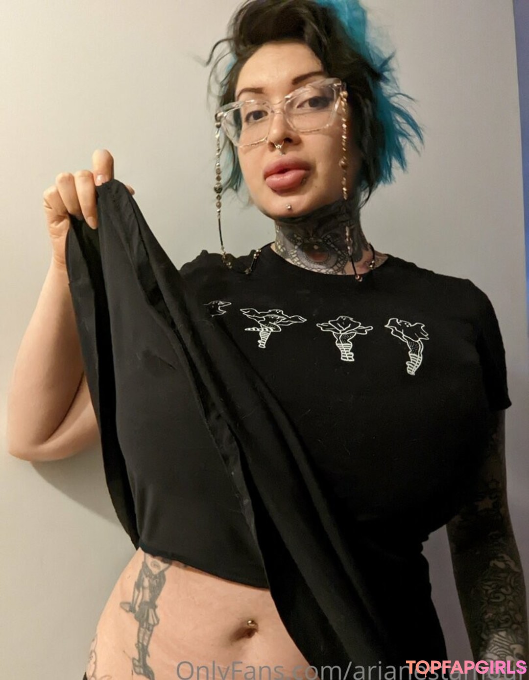 Nacktes geleaktes OnlyFans-Foto von Ariane Saint Amour #2382