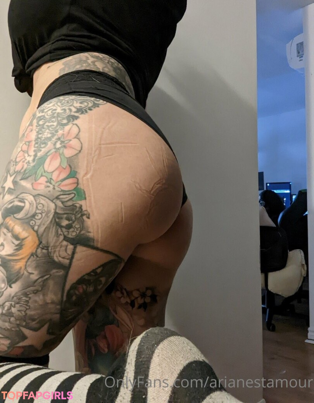 Nacktes geleaktes OnlyFans-Foto von Ariane Saint Amour #2387