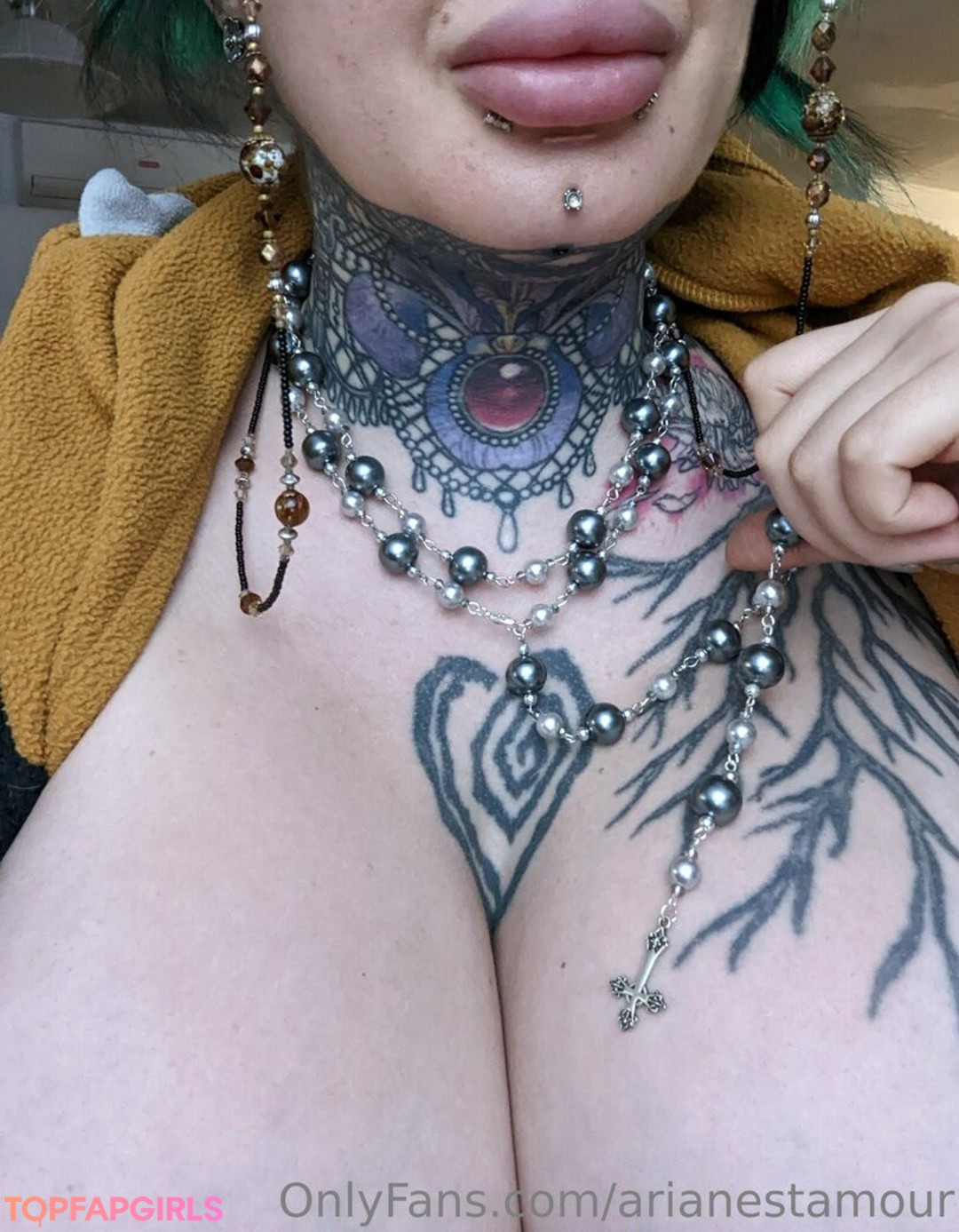 Nacktes geleaktes OnlyFans-Foto von Ariane Saint Amour #2516
