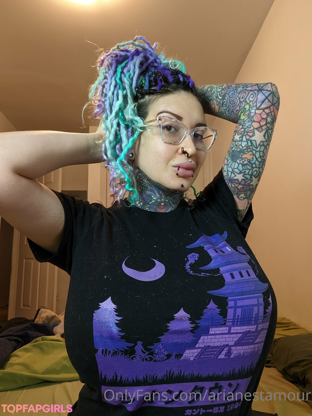 Nacktes geleaktes OnlyFans-Foto von Ariane Saint Amour #889