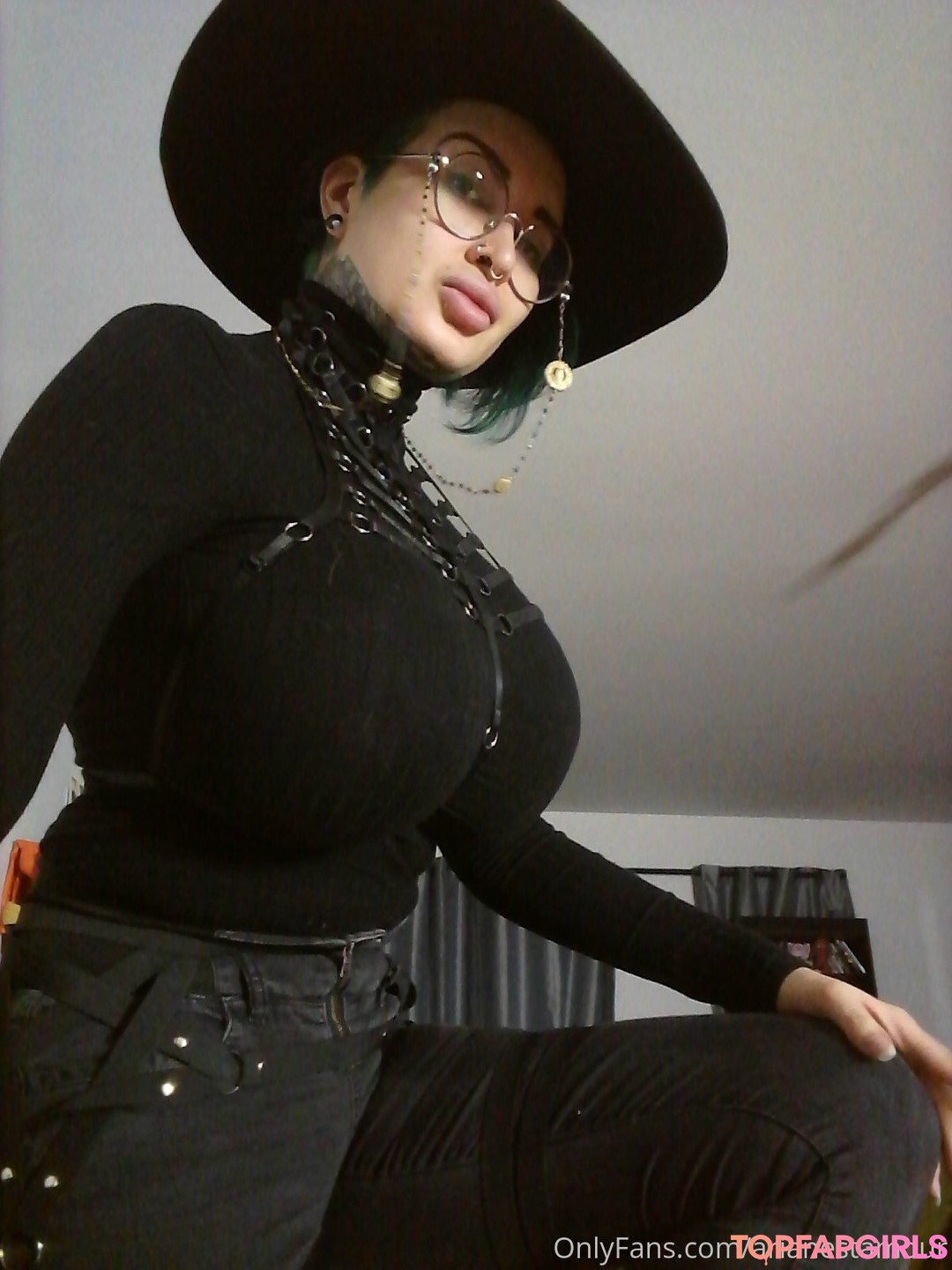 Nacktes geleaktes OnlyFans-Foto von Ariane Saint Amour #325