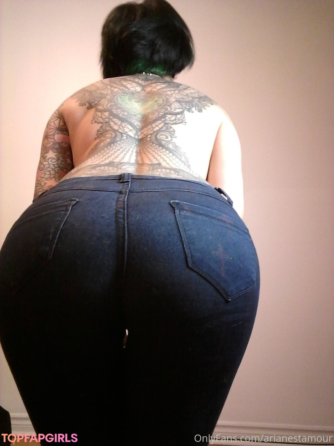 Nacktes geleaktes OnlyFans-Foto von Ariane Saint Amour #328