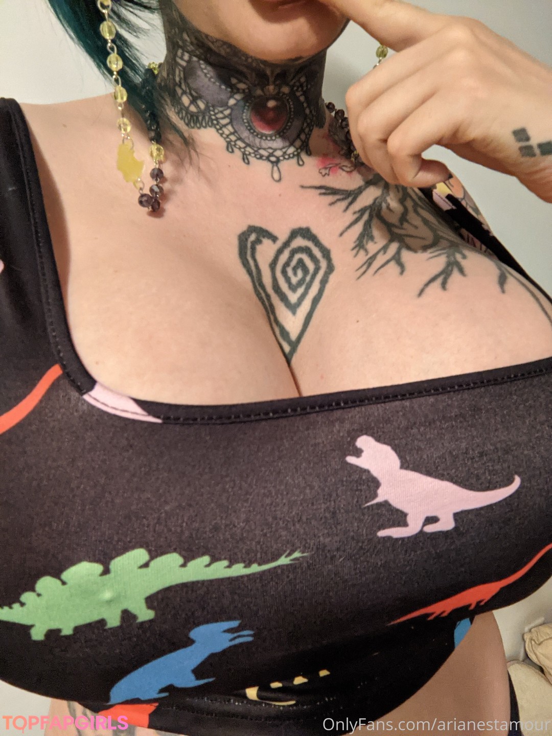 Nacktes geleaktes OnlyFans-Foto von Ariane Saint Amour #467