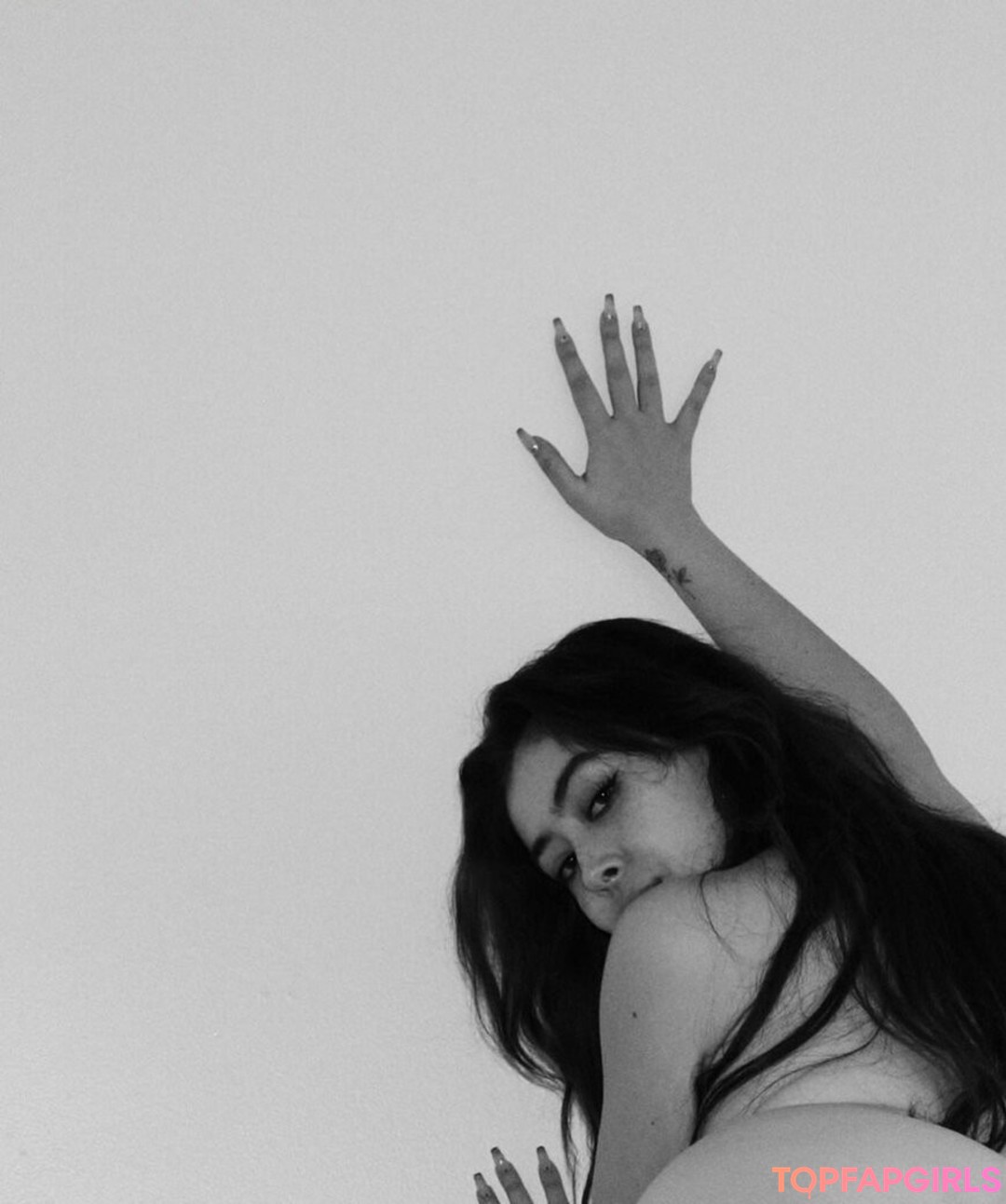 Nacktes geleaktes OnlyFans-Foto von Chloe Surreal #519