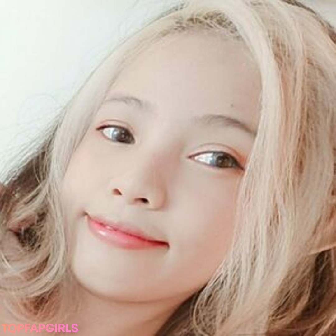 Nacktes geleaktes OnlyFans-Foto von Candypopanca #30