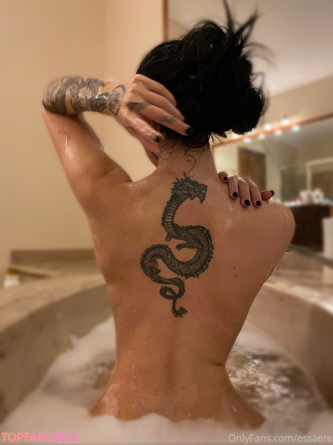Nacktes geleaktes OnlyFans-Foto von Essaere #398