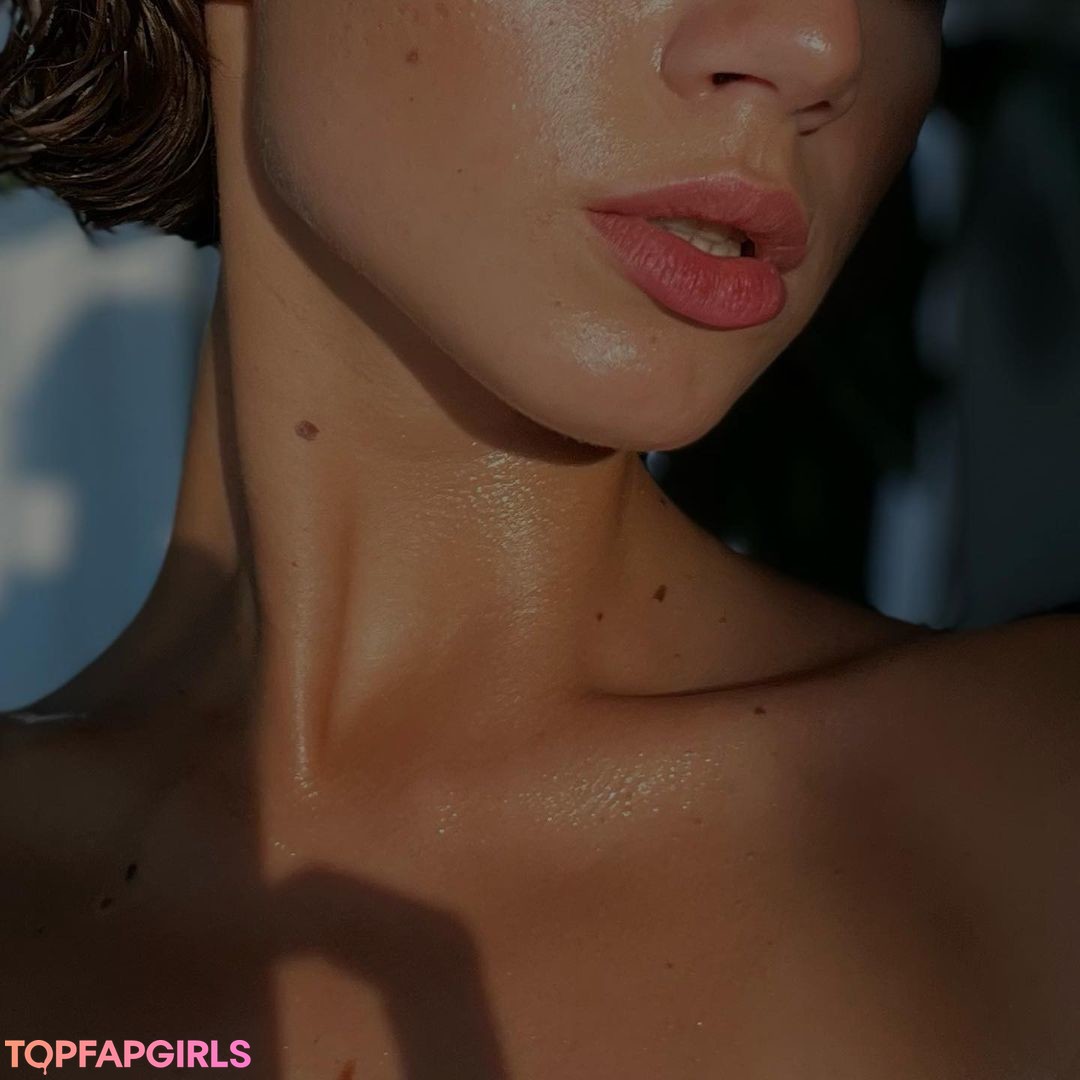 Nacktes geleaktes OnlyFans-Foto von Solomia Maievska #2013