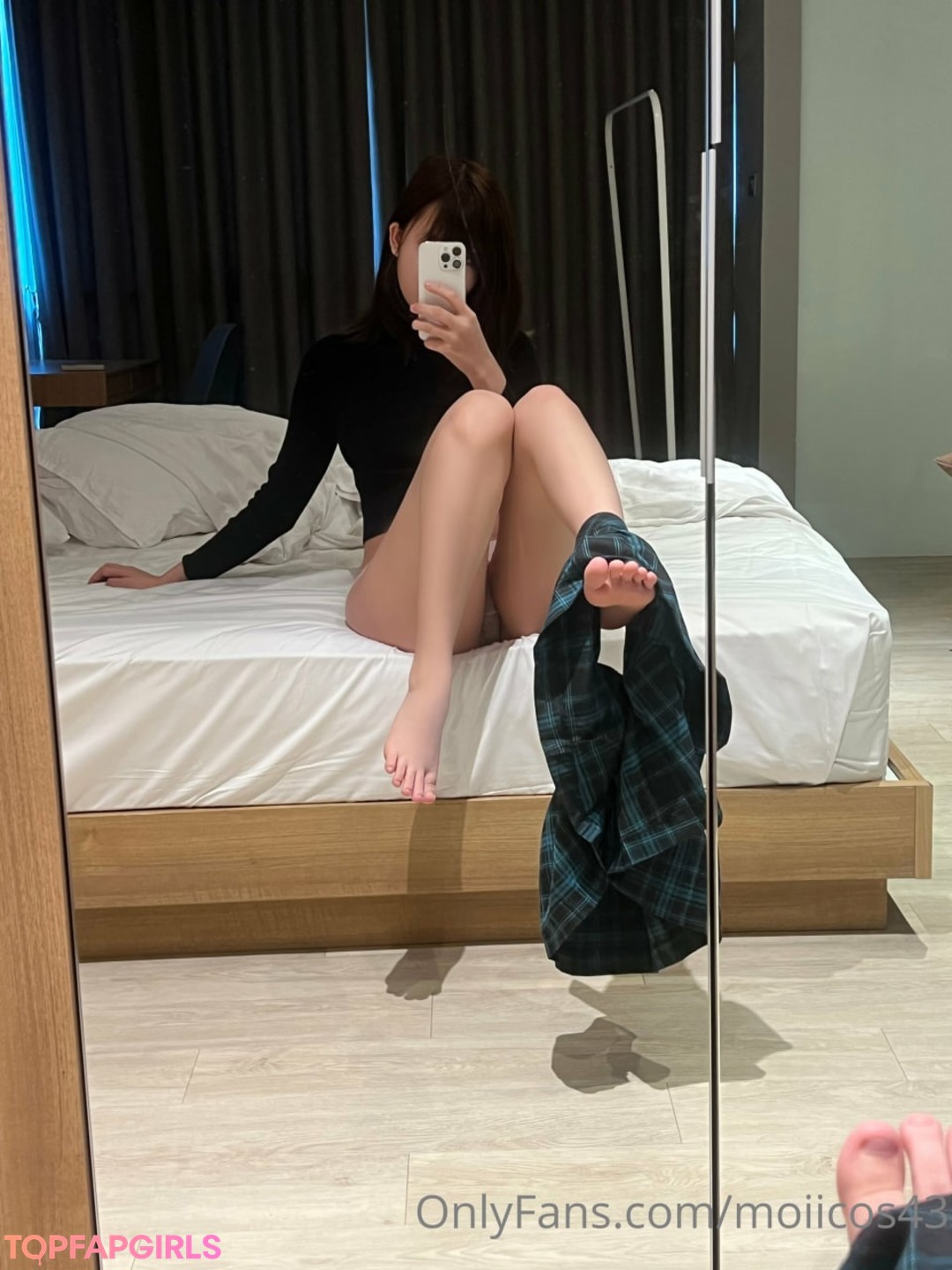 Nacktes geleaktes OnlyFans-Foto von Moiicos #28