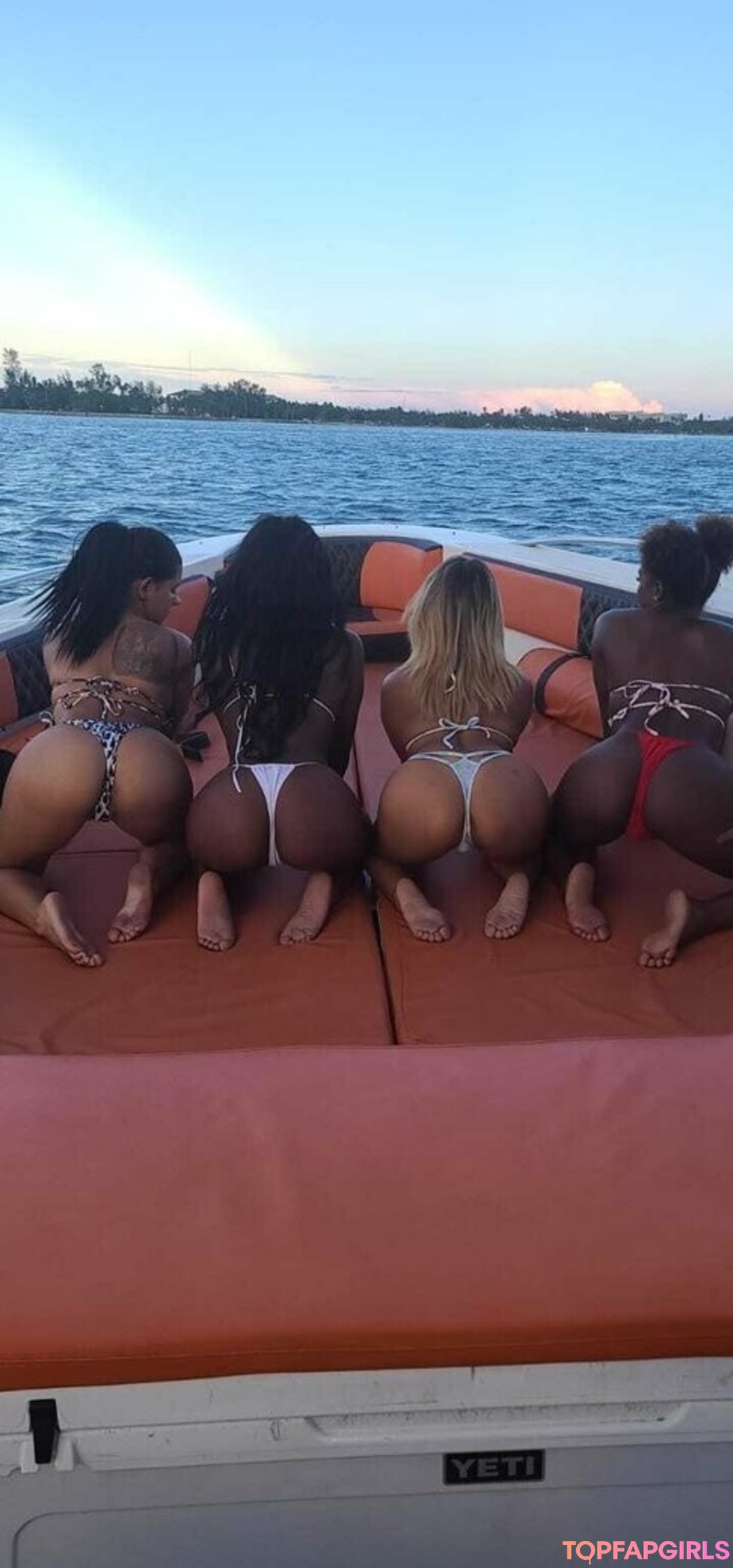 Nacktes geleaktes OnlyFans-Foto von Suki #588