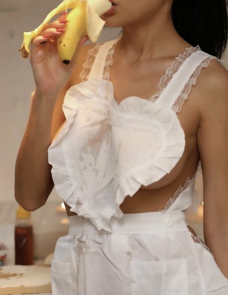 Nacktes geleaktes OnlyFans-Foto von Rina Toeda