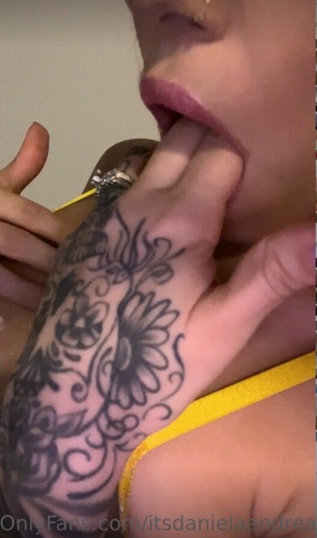 Nacktes geleaktes OnlyFans-Foto von Itsdanielaandrea
