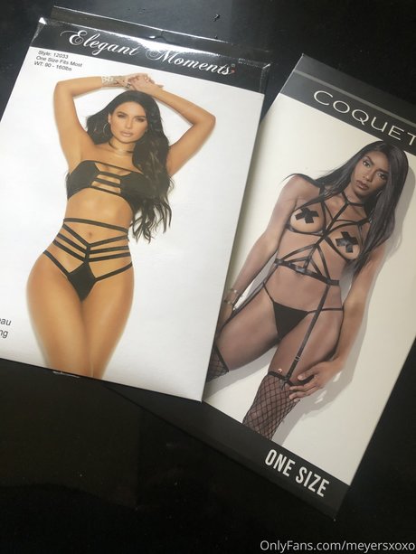 Nacktes geleaktes OnlyFans-Foto von Aimee Lynn