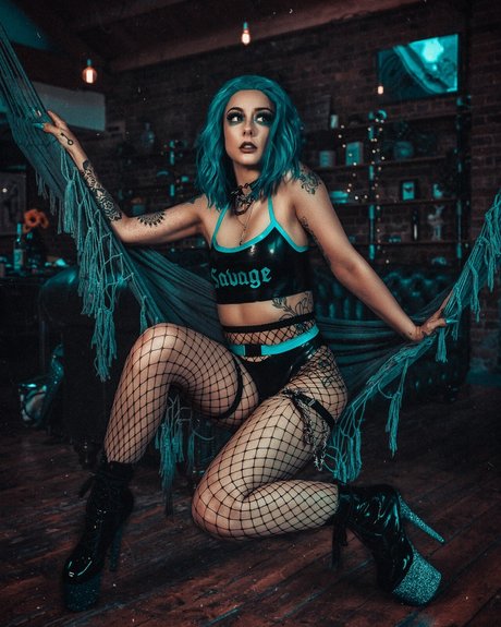 Nacktes geleaktes OnlyFans-Foto von Alessa Savage