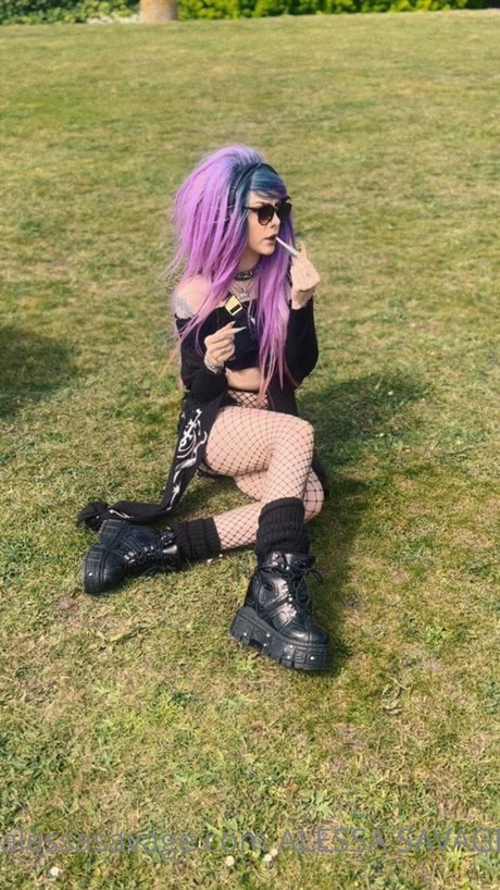 Nacktes geleaktes OnlyFans-Foto von Alessa Savage