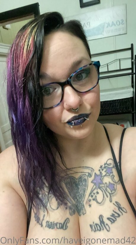 Nacktes geleaktes OnlyFans-Foto von Haveigonemad422