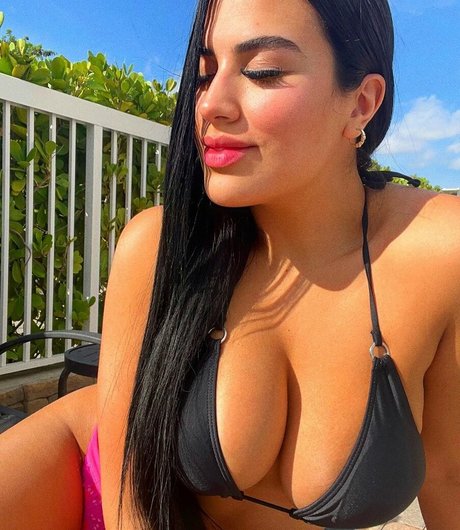 Nacktes geleaktes OnlyFans-Foto von Melany Fernandez