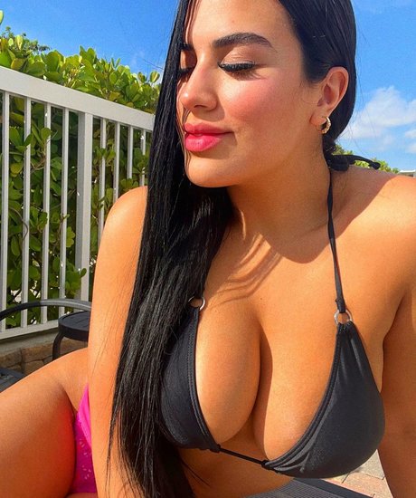 Nacktes geleaktes OnlyFans-Foto von Melany Fernandez