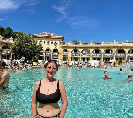 Nacktes geleaktes OnlyFans-Foto von Jodie P